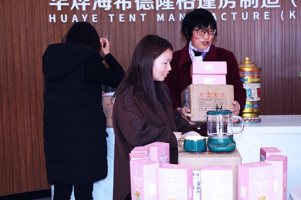 華燁篷房愿你女神節：無懼時光，永遠美麗！